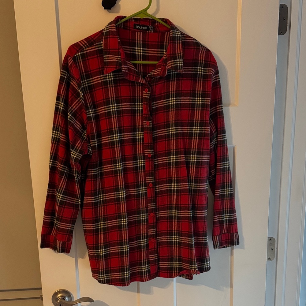 Boohoo Plus Red Plaid Button Down Shirt